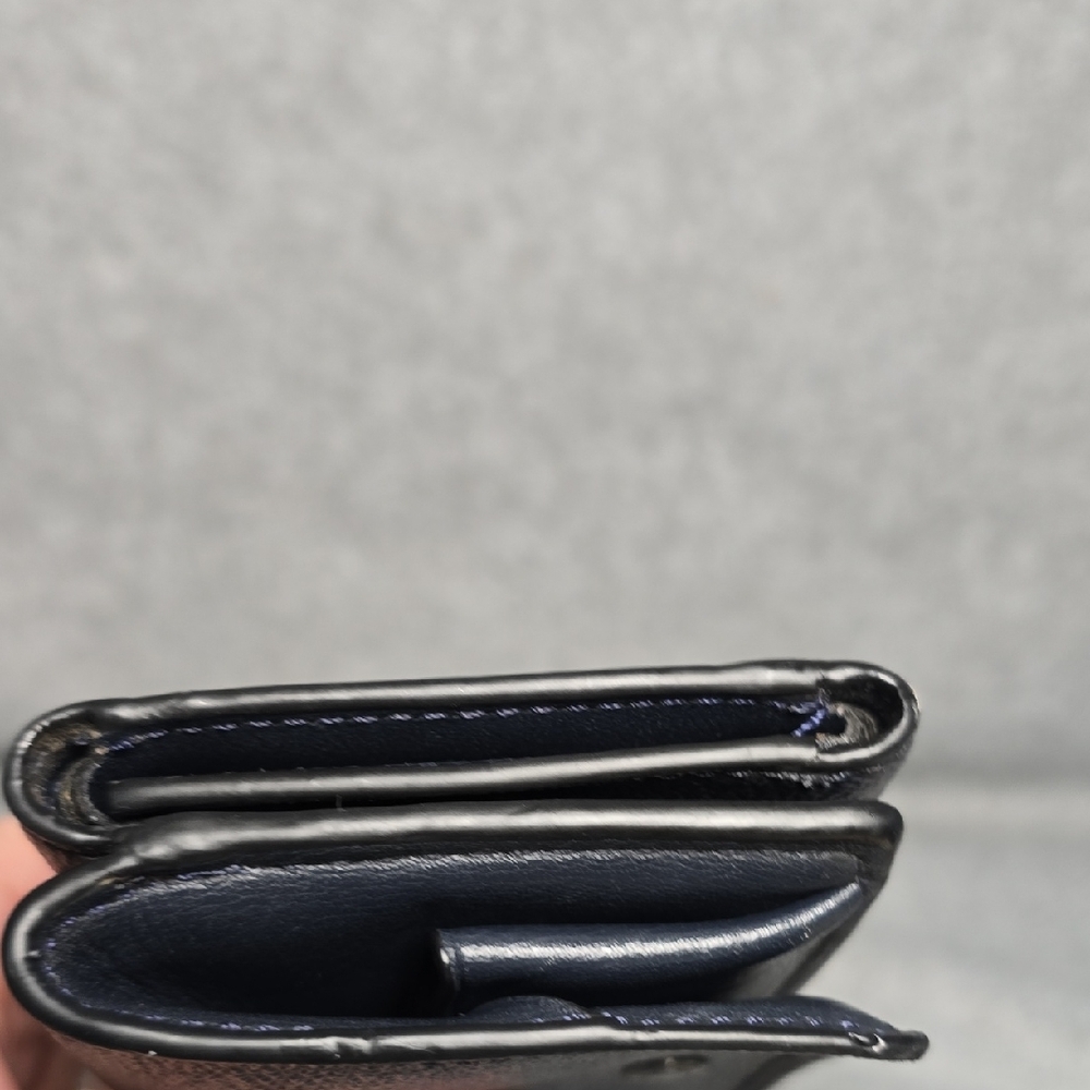 Coach Compact Tri-fold Navy Signature Wallet - Picture 15 of 16